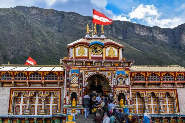 Badrinath Yatra: Travelogue & Guide